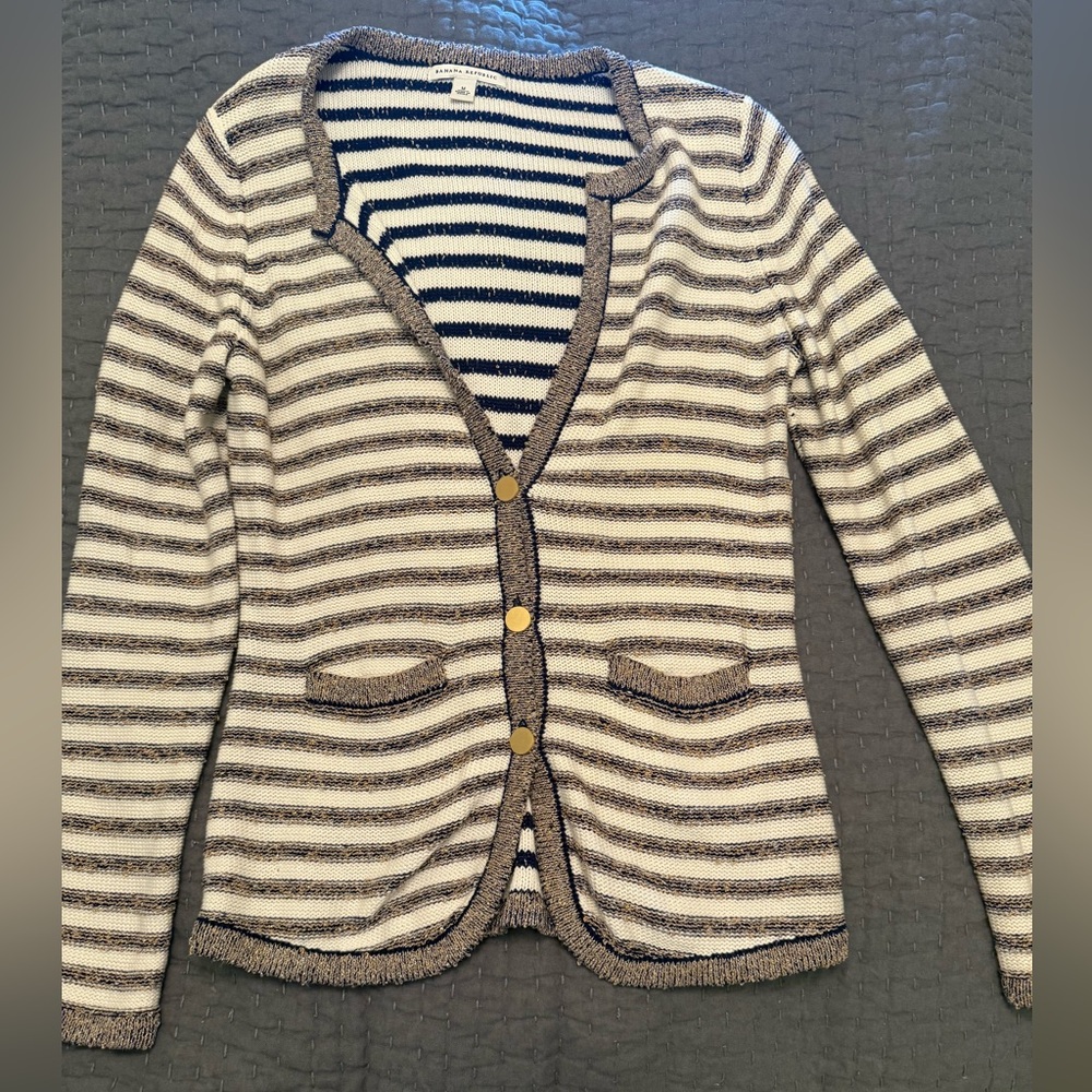 BANANA REPUBLIC Women's Size M White/Navy
Gold Metallic Cardigan Sweater